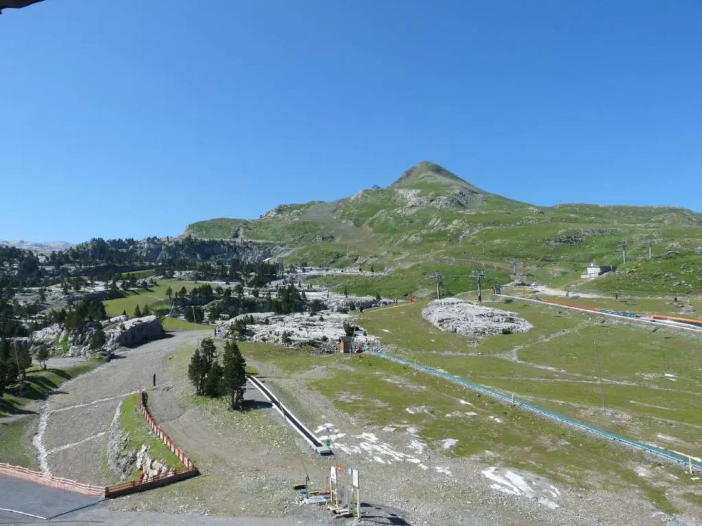 Appartement Arette, 2 pièces, 6 personnes - FR-1-602-8