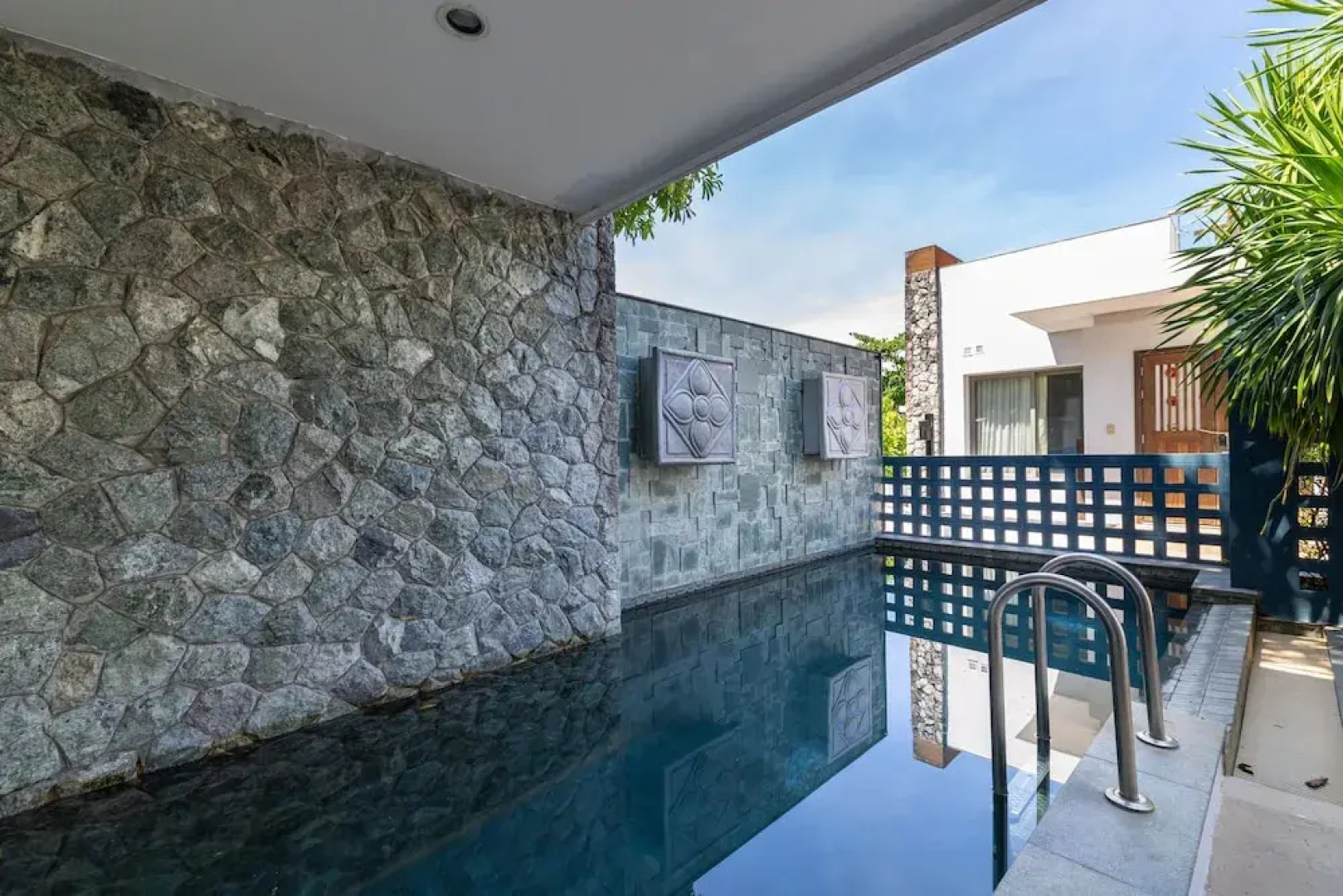 Phuket Moonlit Bay Seaview Resort&Spa