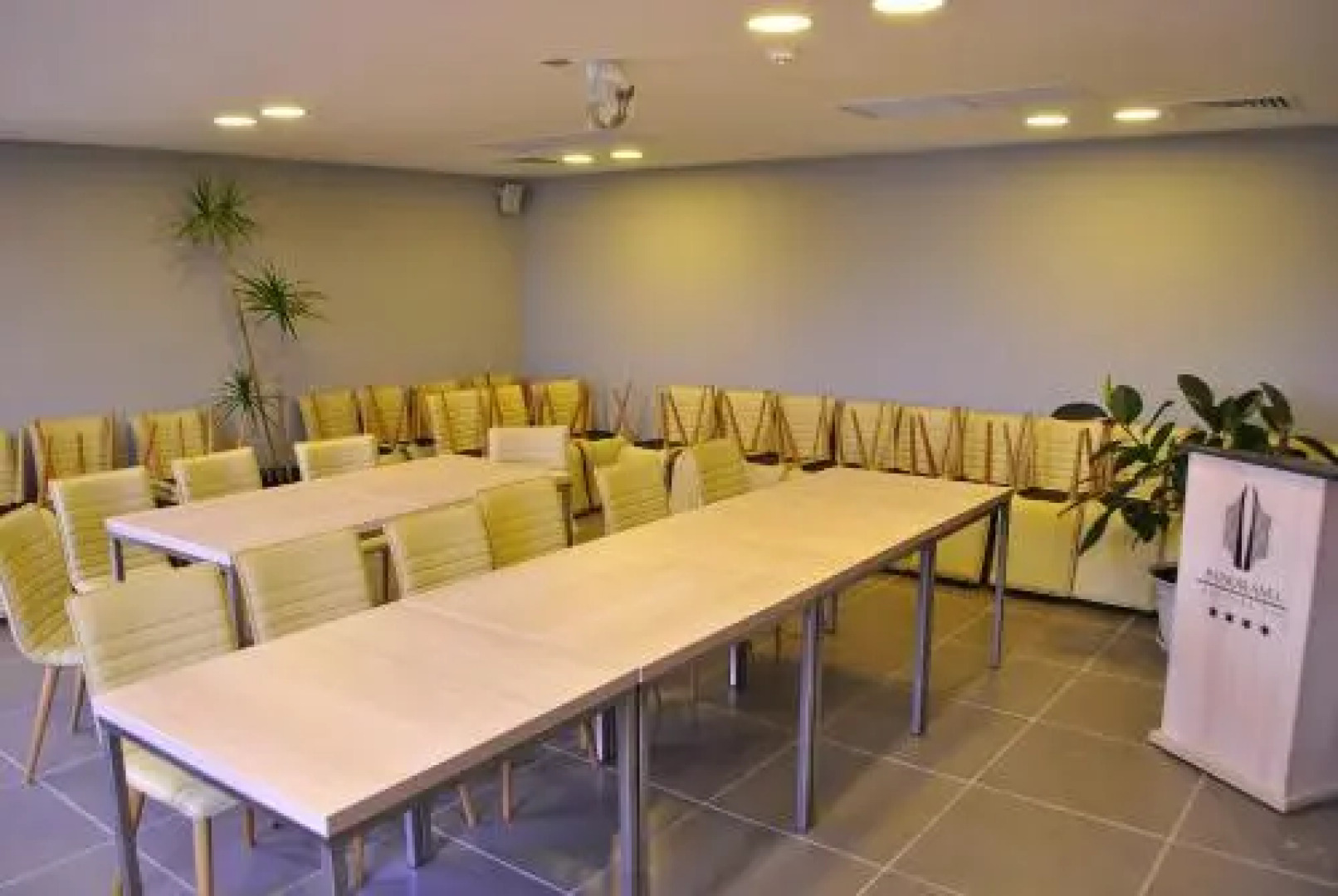 Panorama Business Inn