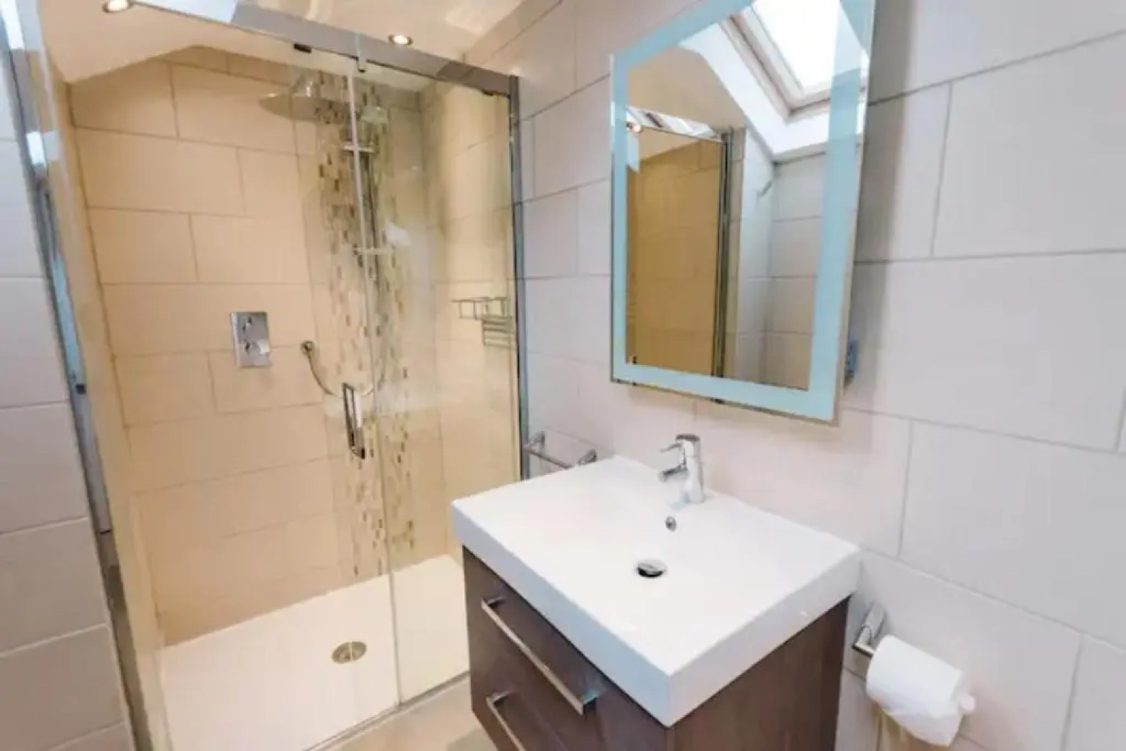 Erigmore Cottage - A cosy cottage located in a countryside park with WIFI and access to swimming pool