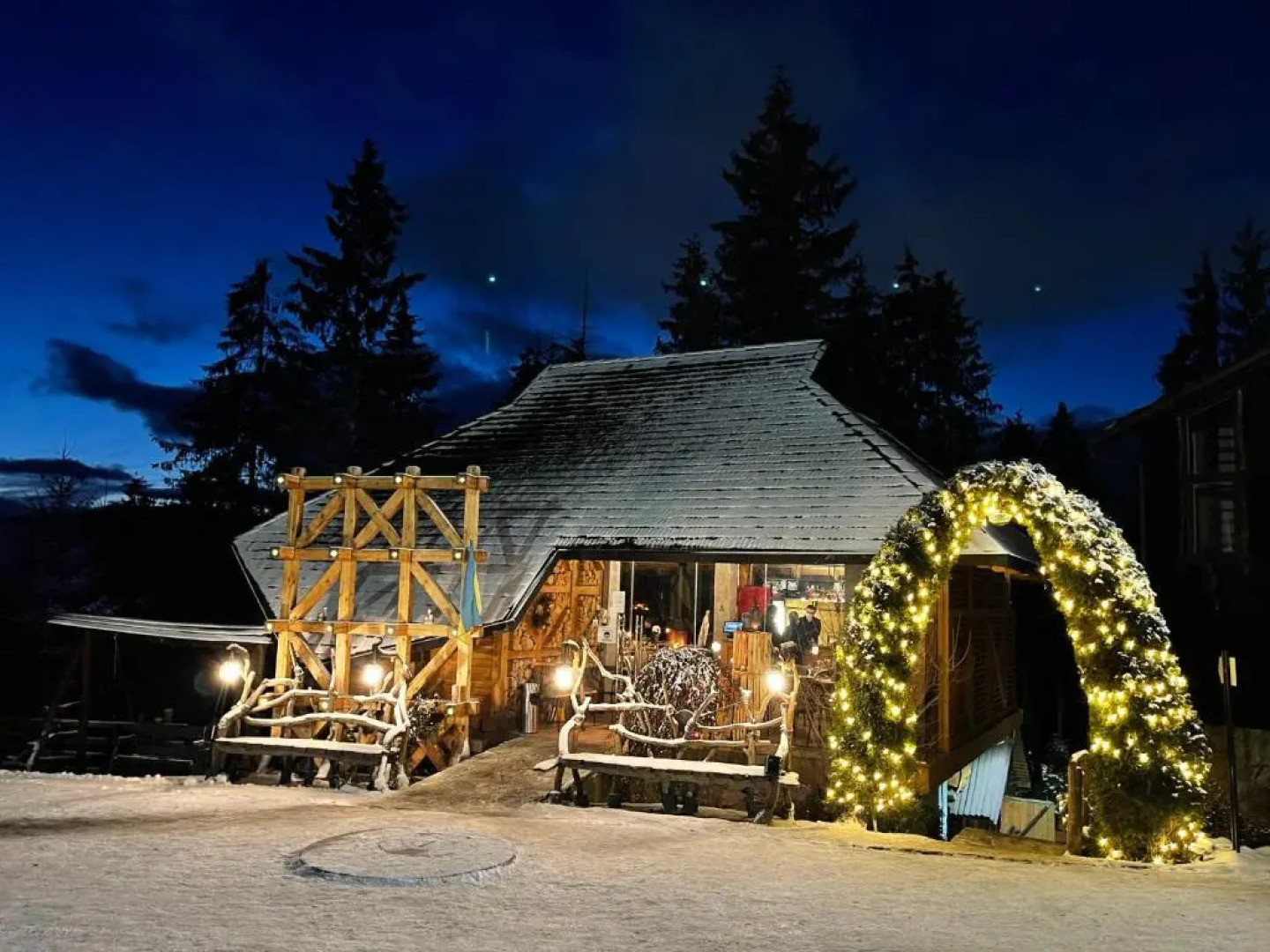 Stara Pravda Hotel - History