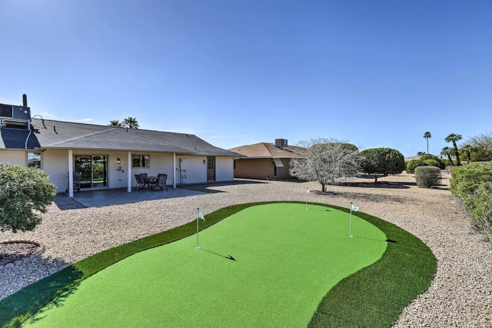 Putting Green, Grill: Home in Sun City West!