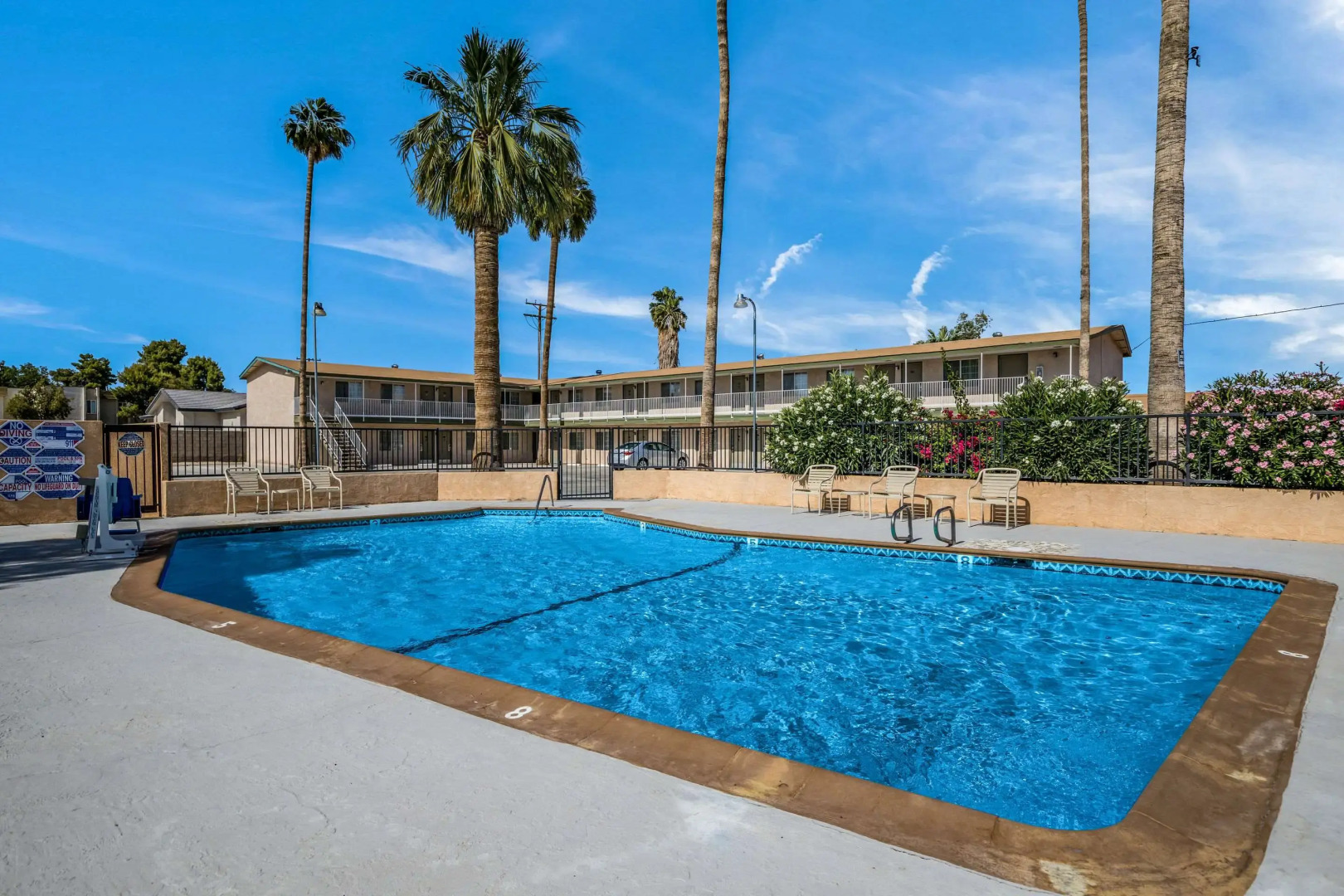 Rodeway Inn & Suites Blythe I-10