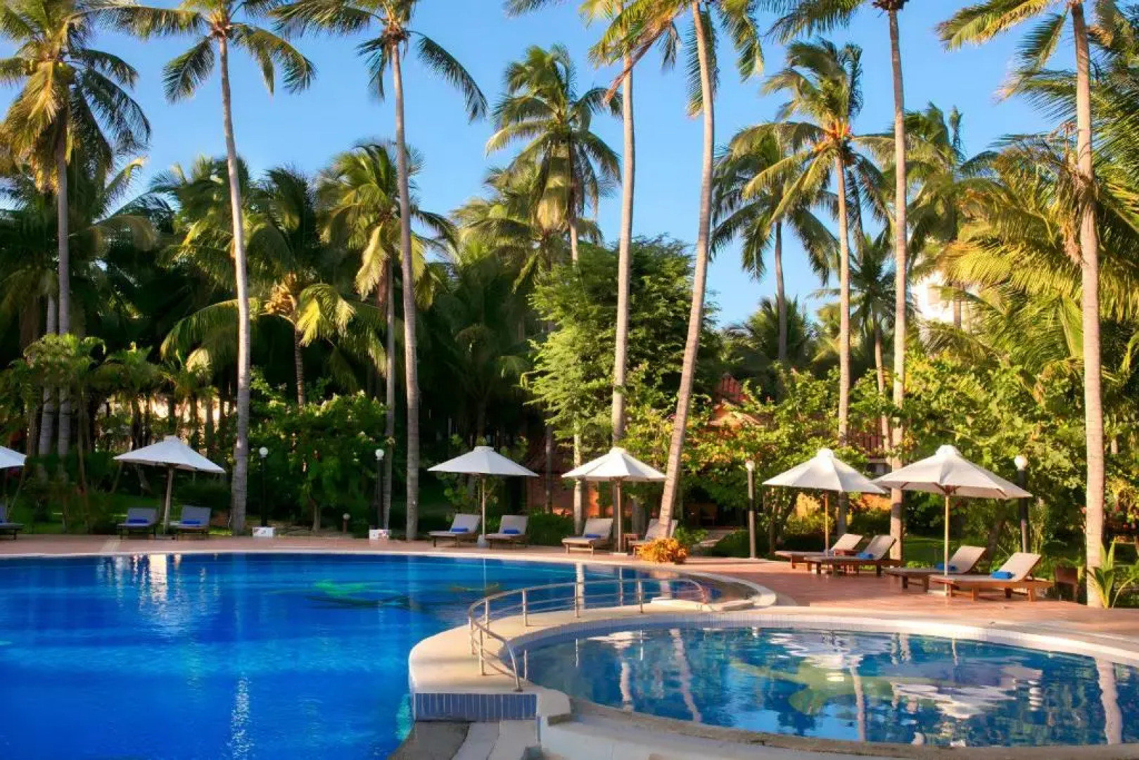 Sea Lion Beach Resort & Spa