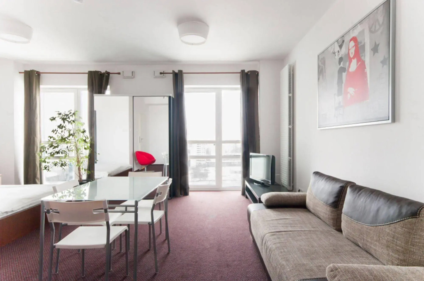 Platinum Towers Country 2 Country