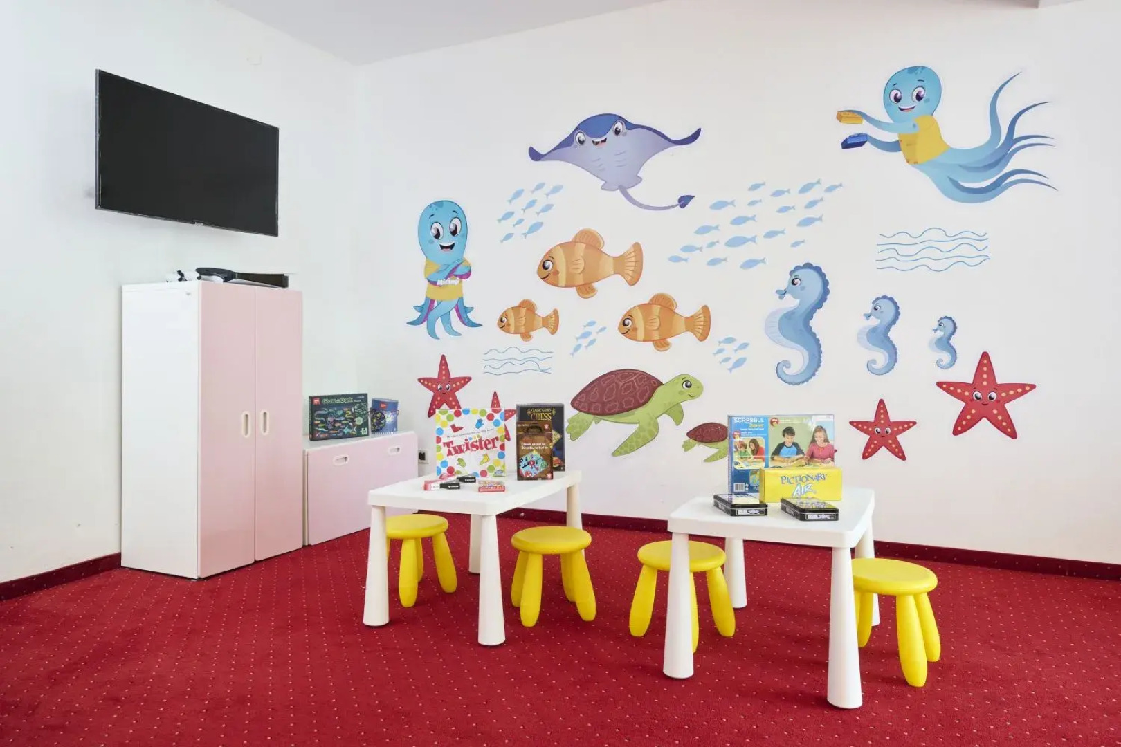 Hotel Feral – Все включено Light