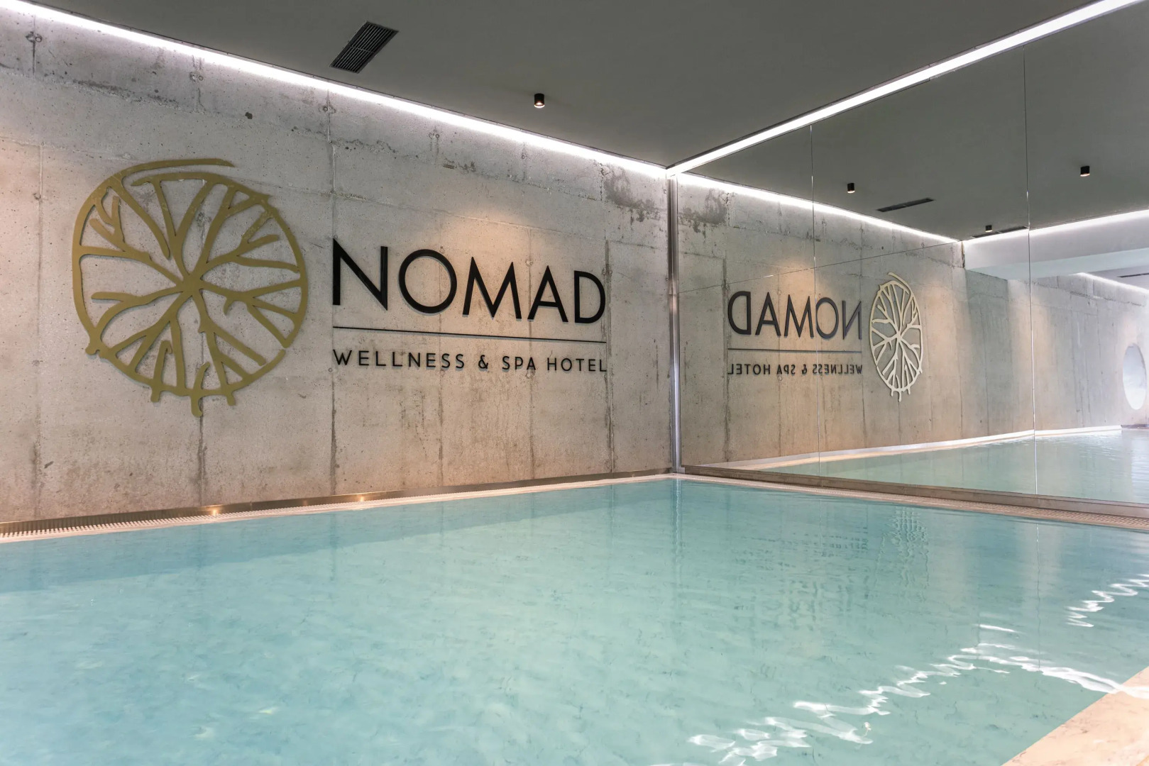 Hotel Nomad