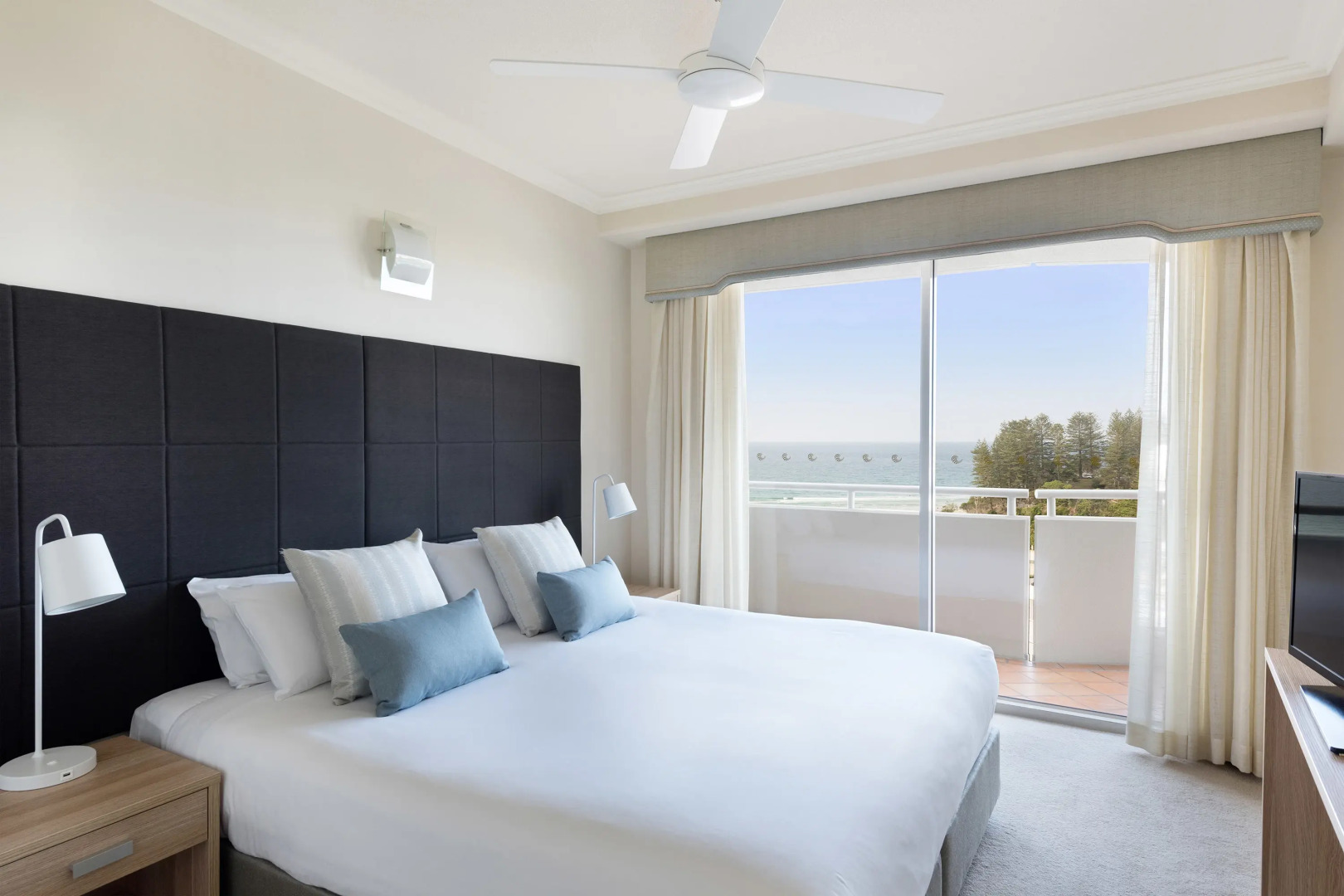 Mantra Twin Towns Resort