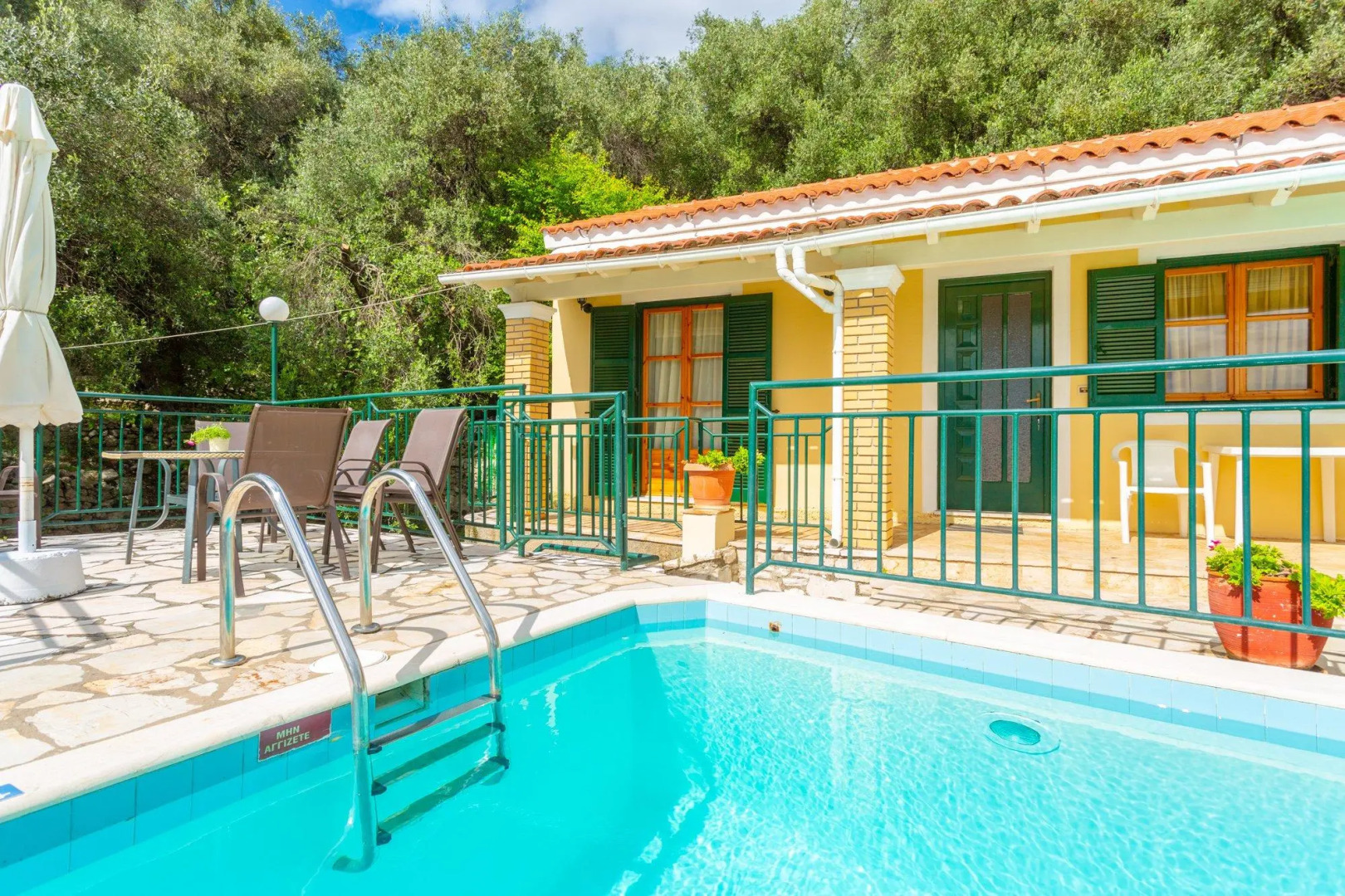 Sofia Large Private Pool Walk to Beach Sea Views A C Wifi Car Not Required - 1552