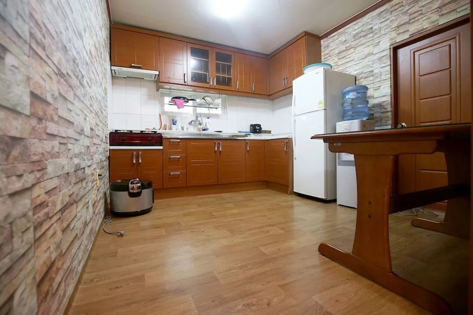 Geumsan Wolyeongsan Motel