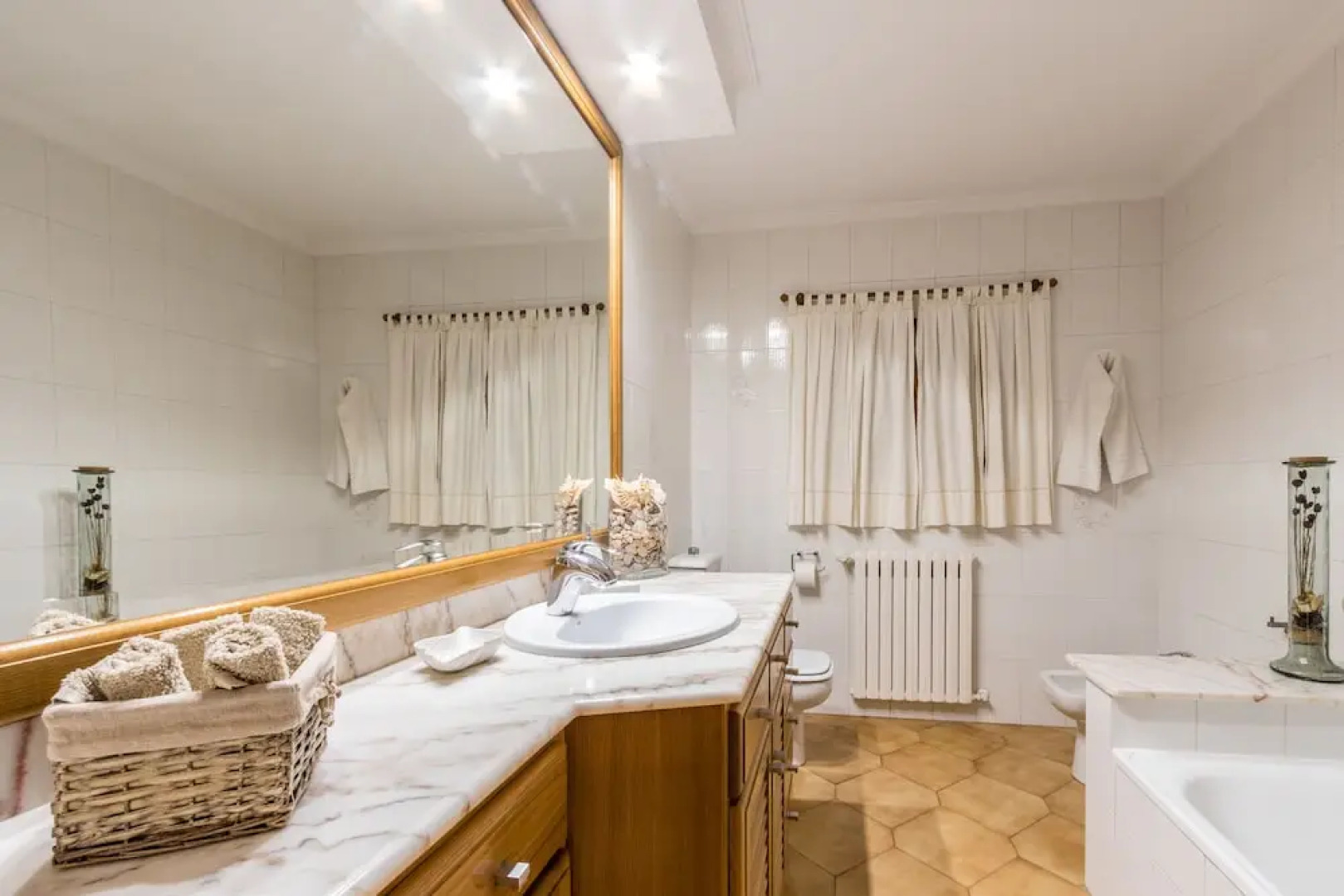 Gual house with private pool