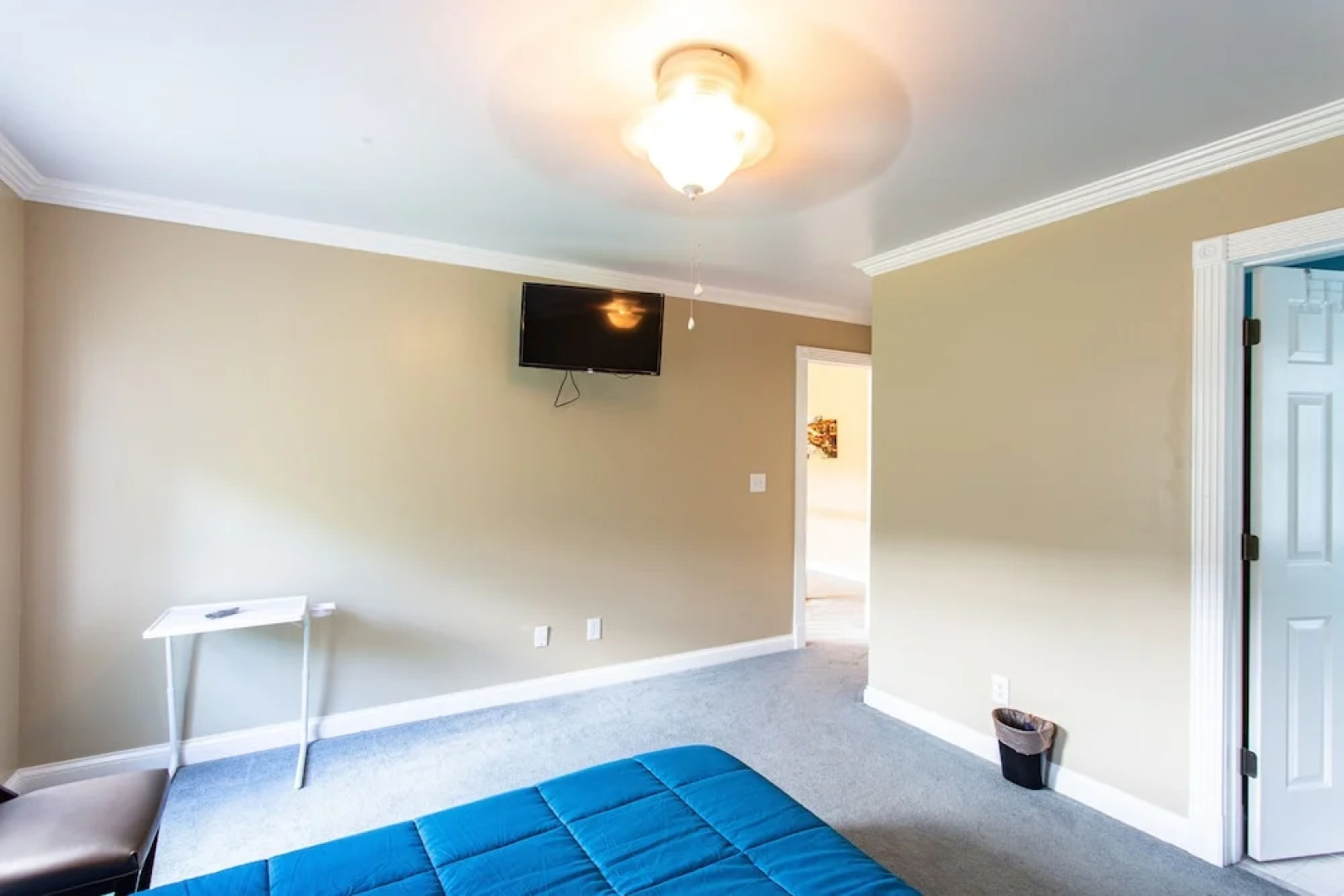 1369 Brentwood Pear - studio Br Apts