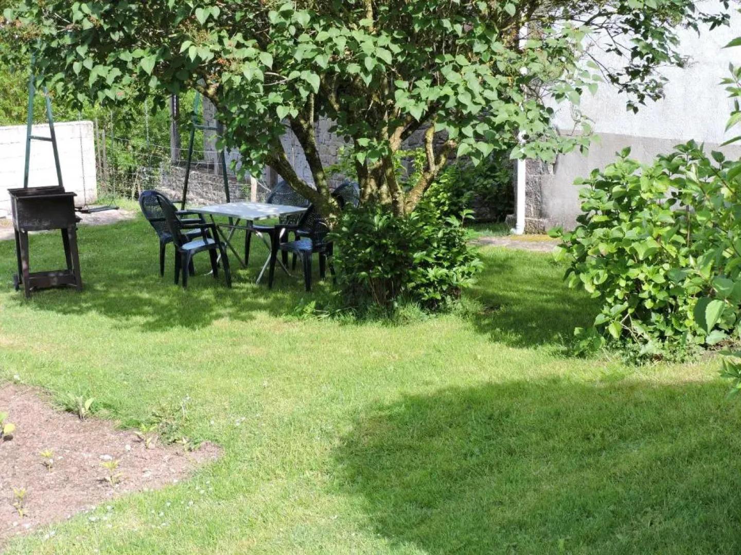 Balkonpe Landa Etxea