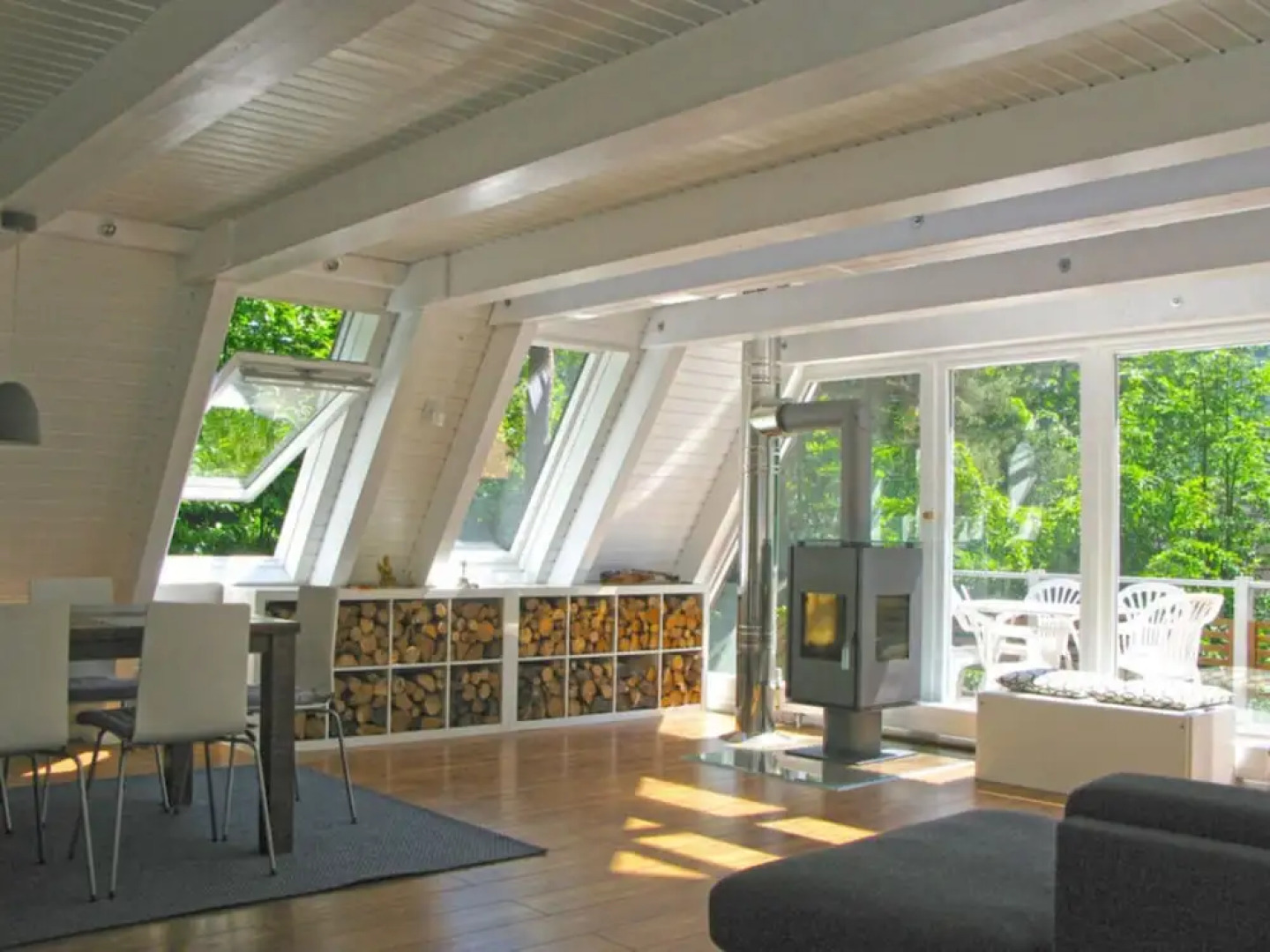 Modern Apartment Near Centre