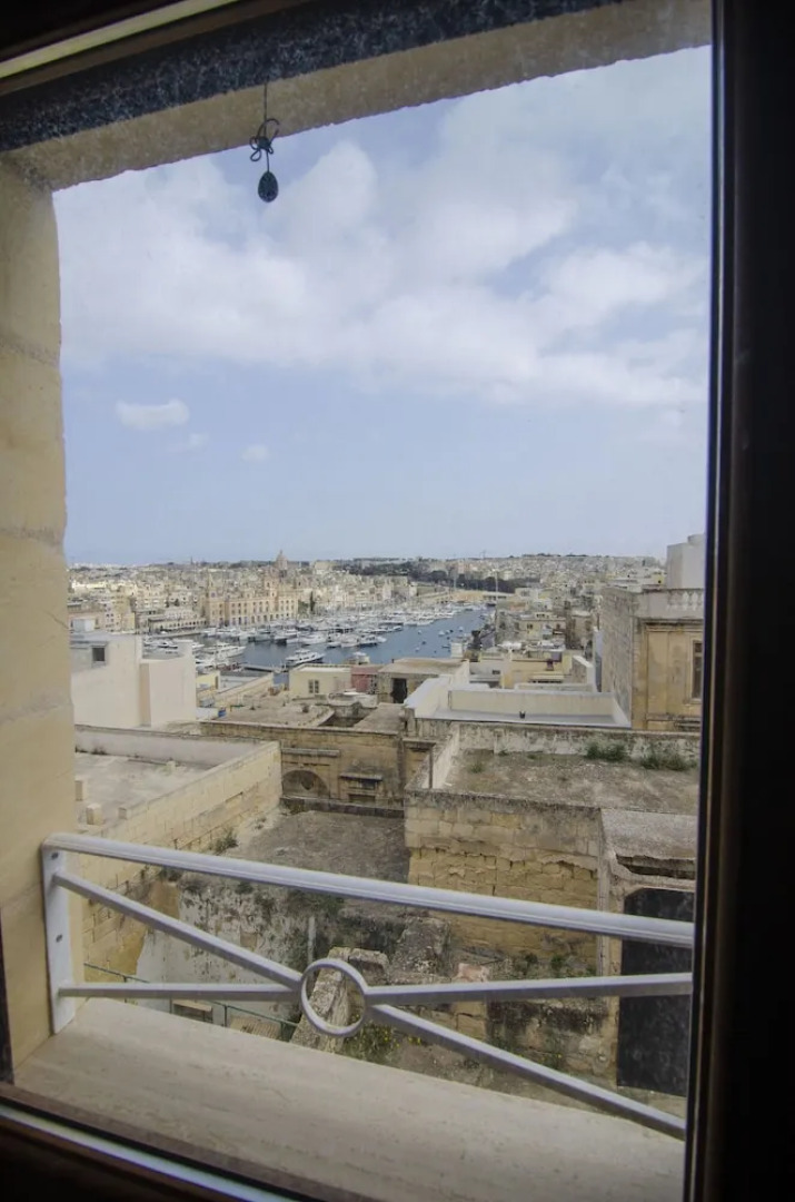 Senglea Suites