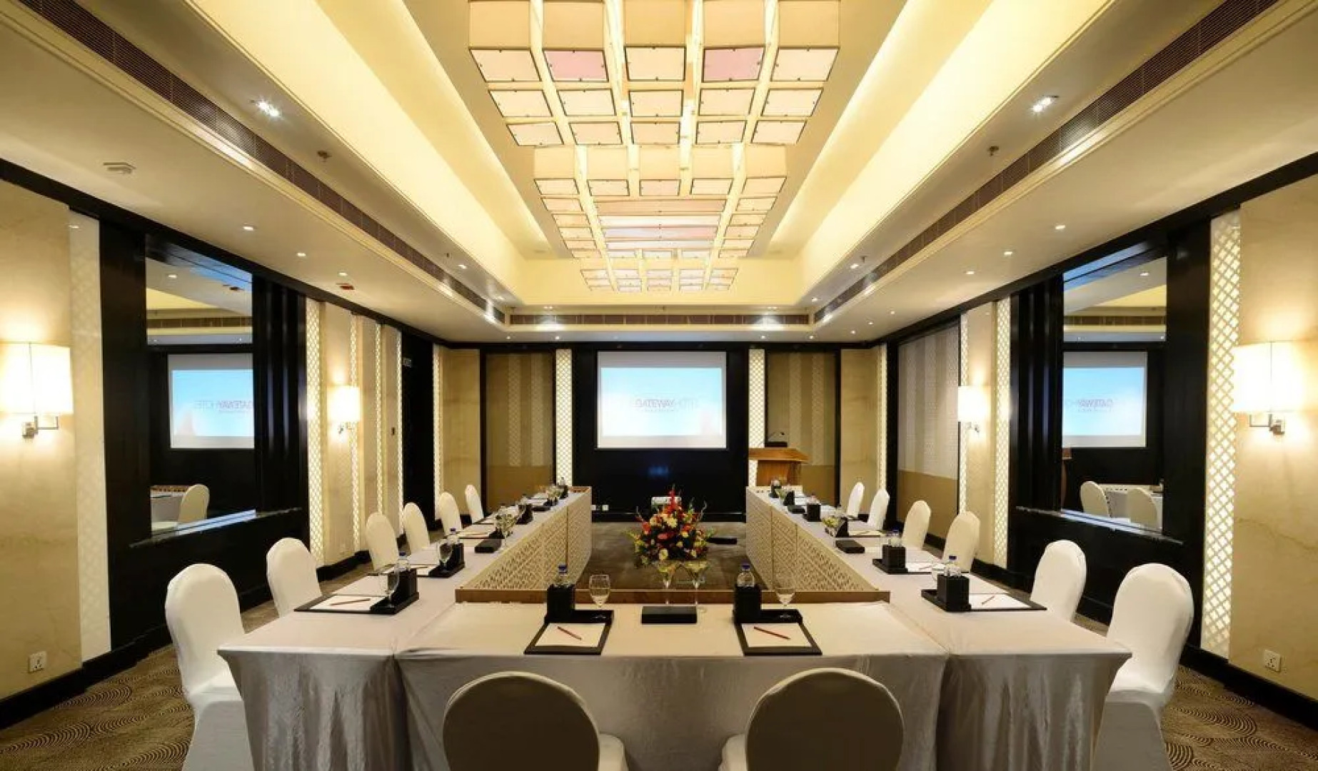 The Gateway Hotel GE Road