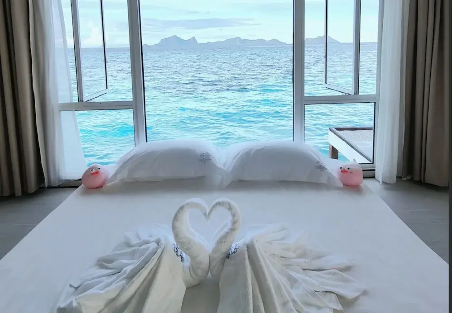 Bubblefish water villa