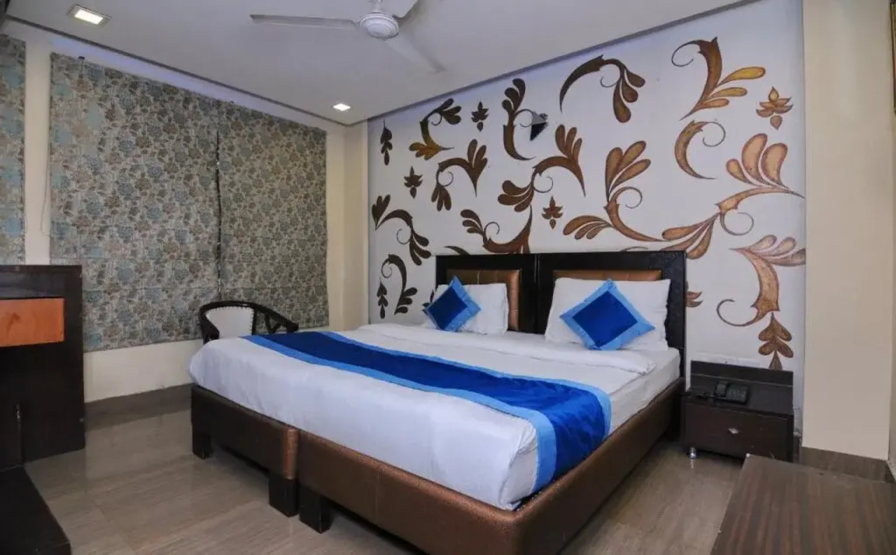 RB Grand Residency by OYO Rooms