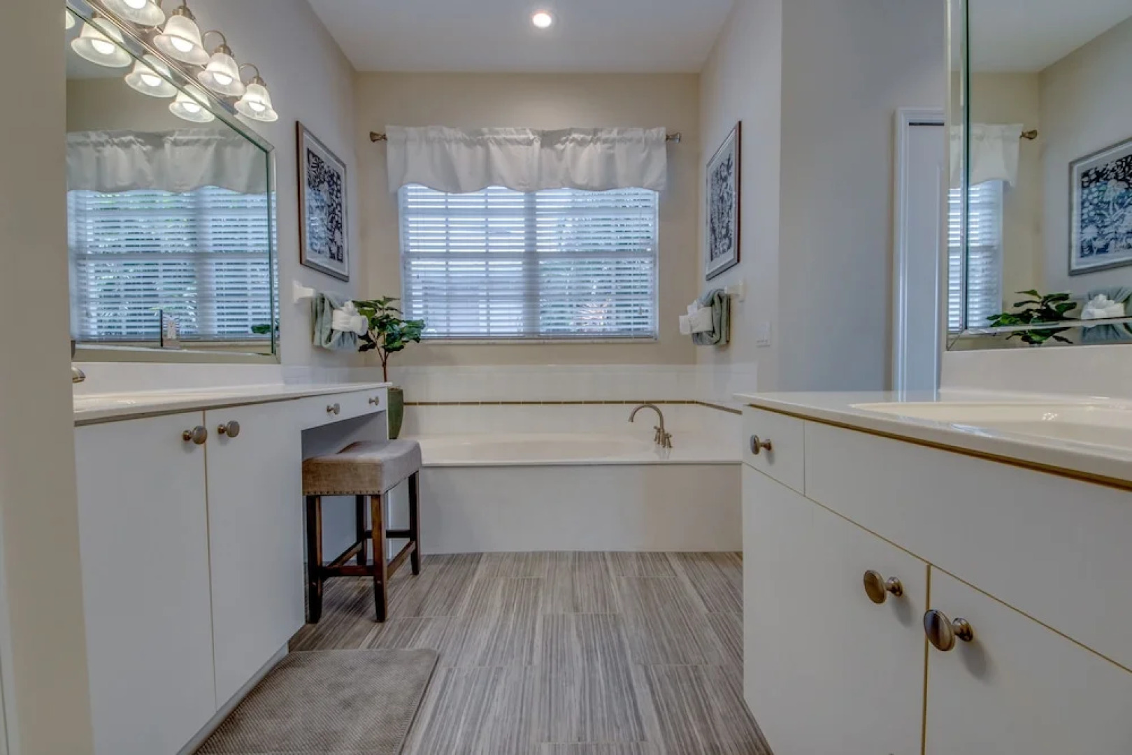 Villa Salty Shoreline - Roelens Vacations