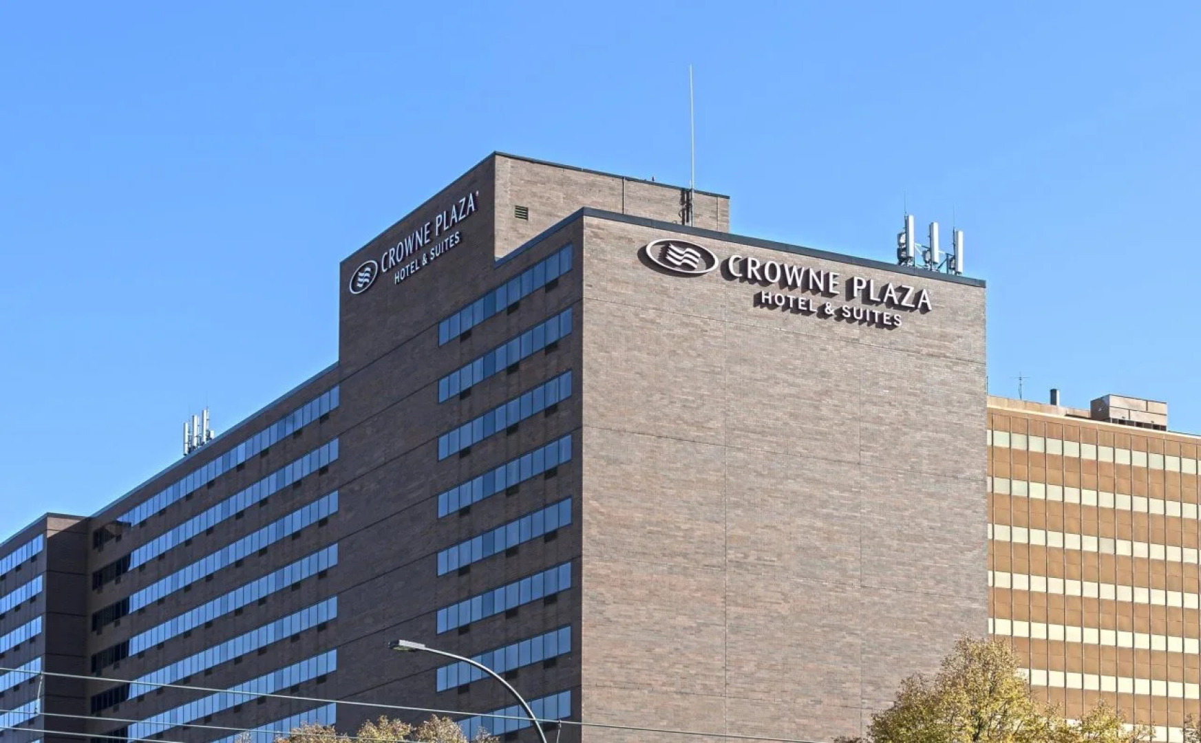 Crowne Plaza Suites MSP Airport - Mall of America