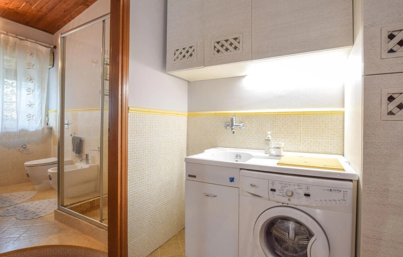 Amazing Home in Altavilla Milicia With Outdoor Swimming Pool, Wifi and 3 Bedrooms