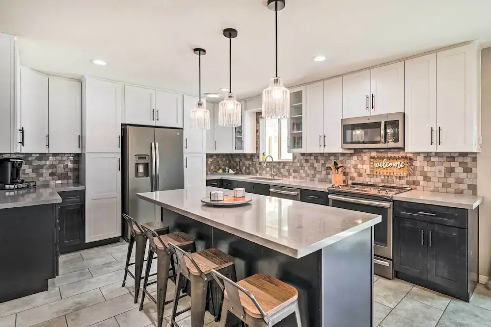 Lake Havasu Getaway w/ Private Pool & Hot Tub