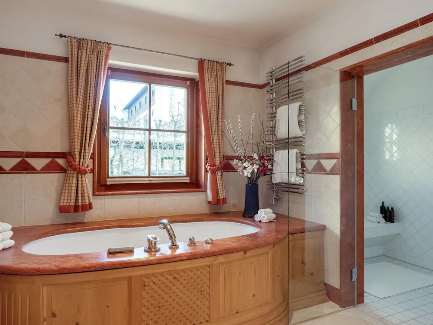 Exclusive Tyrolean Chalet Near Ski Lifts