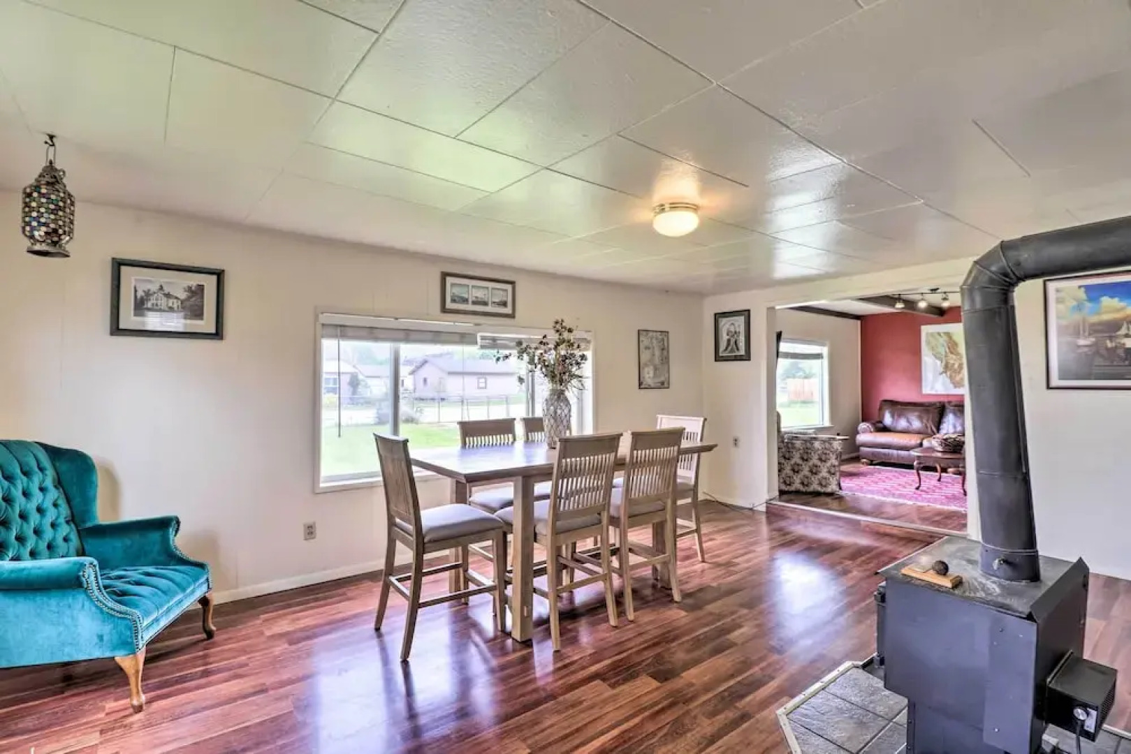 Pet-friendly Home w/ Yard & Mountain Views!