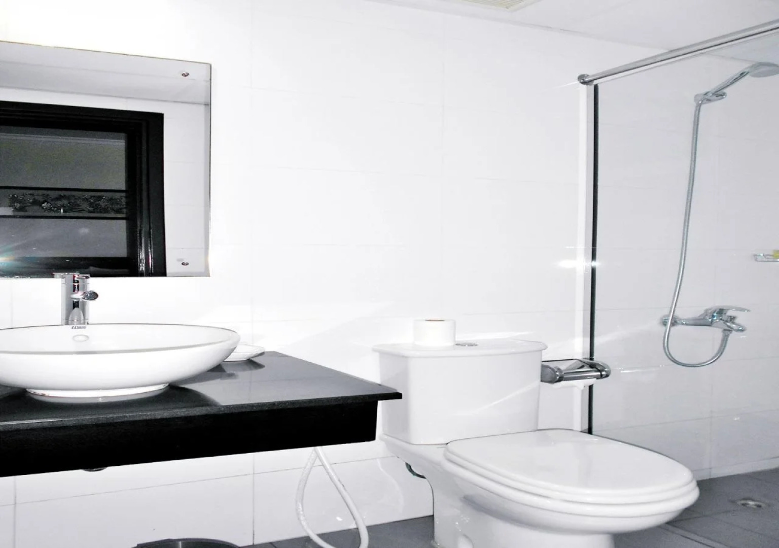 Butterfly Hotel Suites