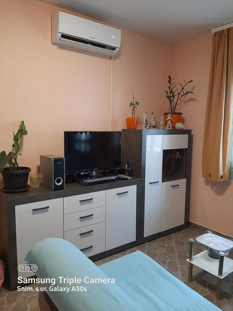 Villa Vesna, 70m from beach