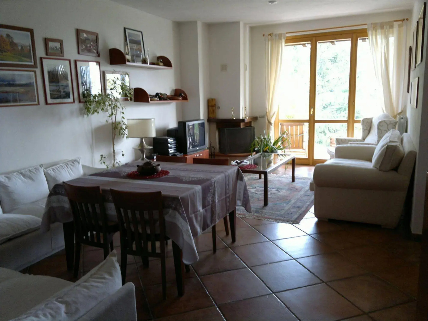 Lo Scoiattolo e la Noce