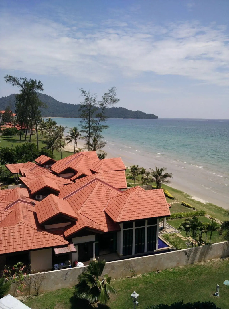 Sabah Beach Villas & Suites