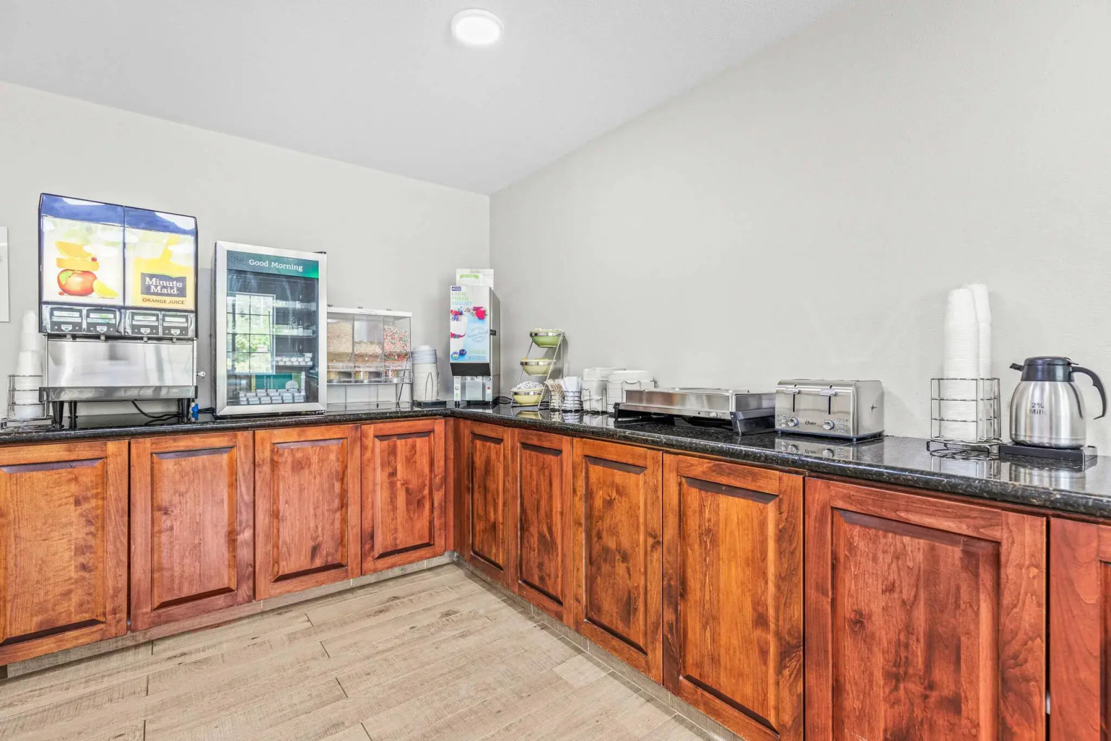 Quality Inn & Suites On the River