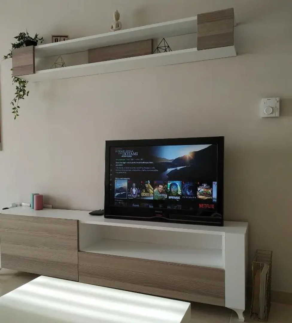 inas 2 bedroom apartment