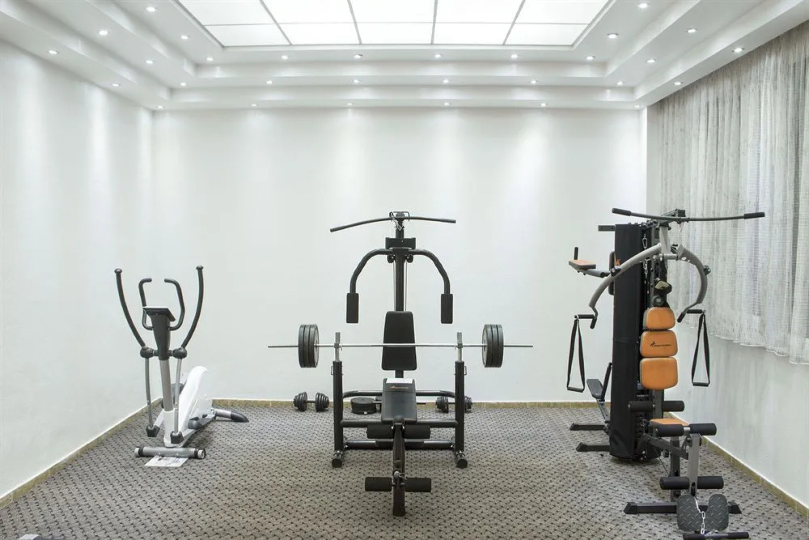 La Familia Residence