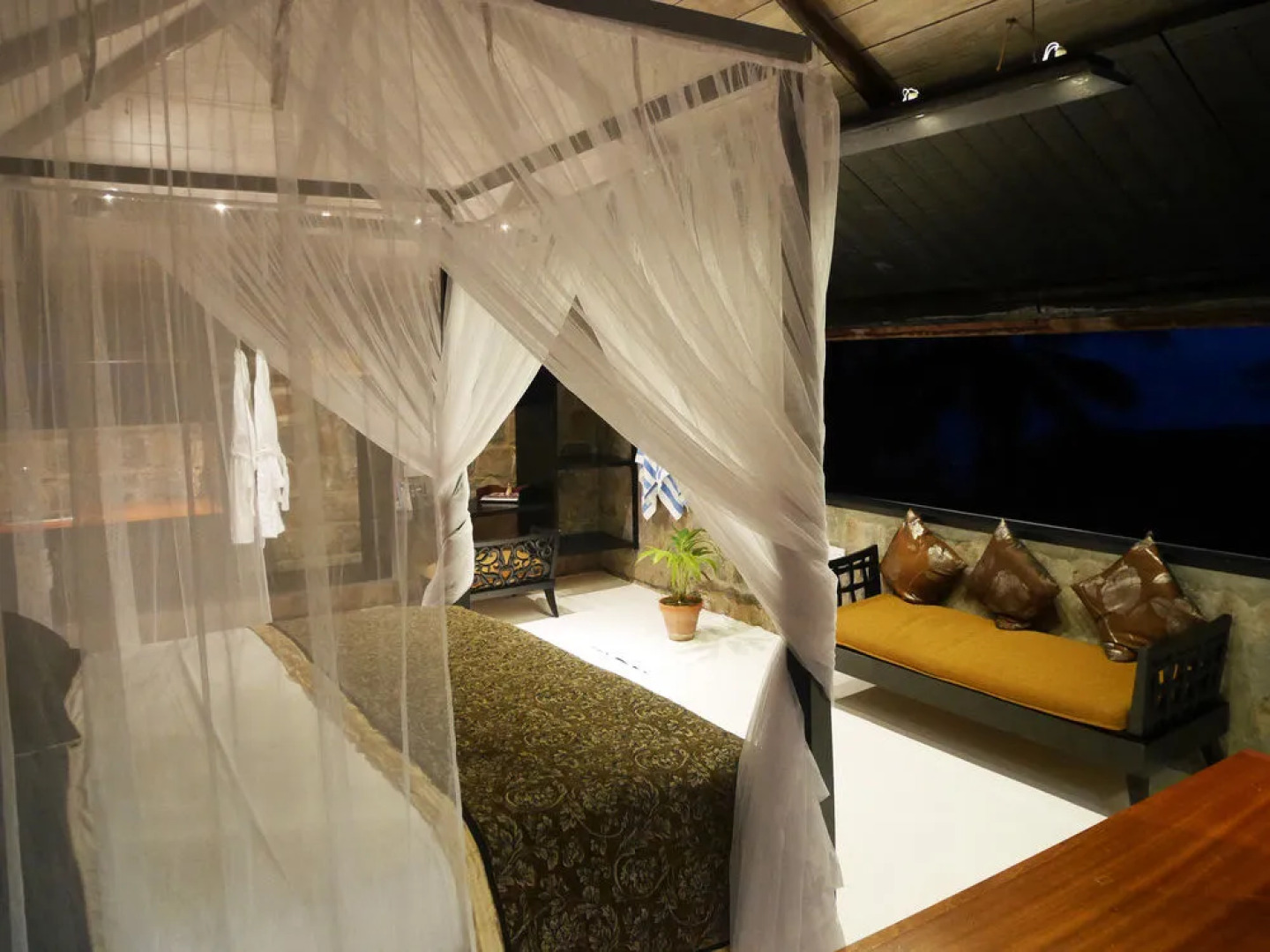 The Old Fort, Natural Hotel & Estate