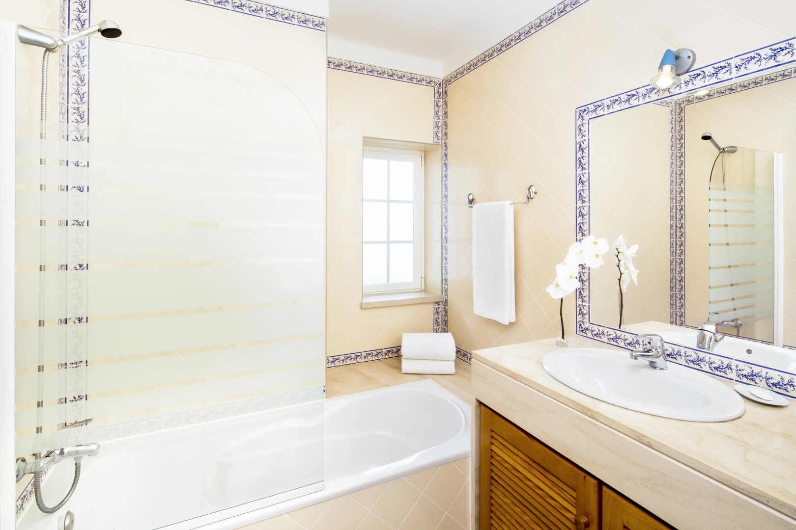 Praia Del Rey Golf And Beach Resort - the Village