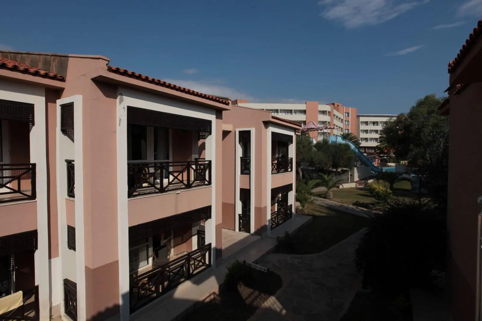 Cactus Club Yalı & Resort