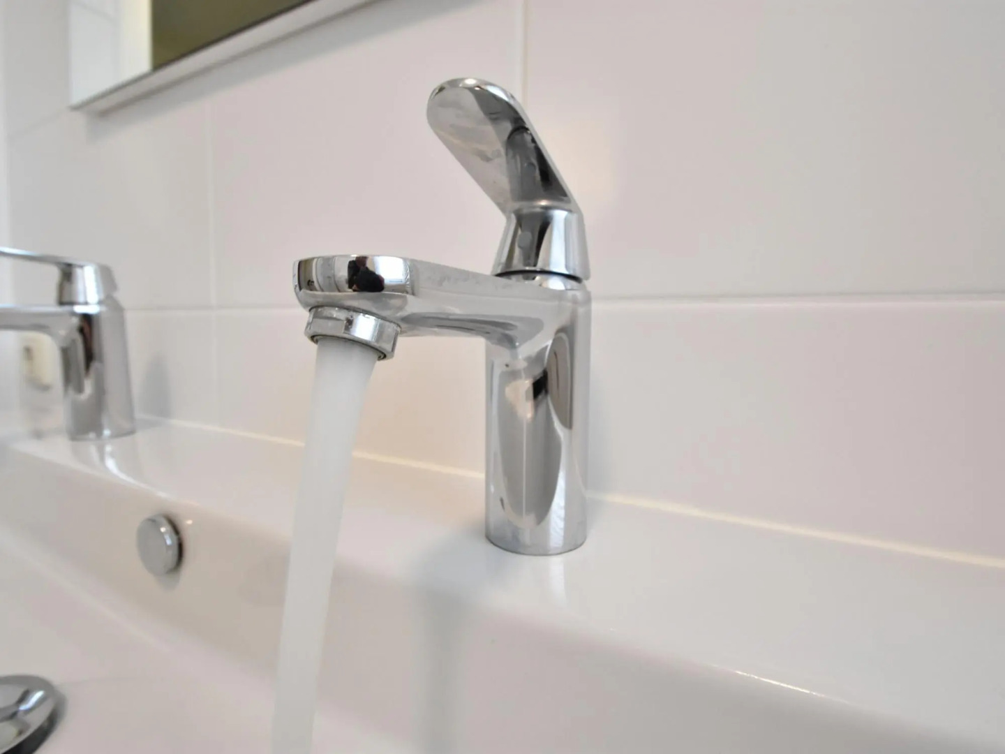 Quaint Holiday Home in Zonnemaire With Roofed Terrace