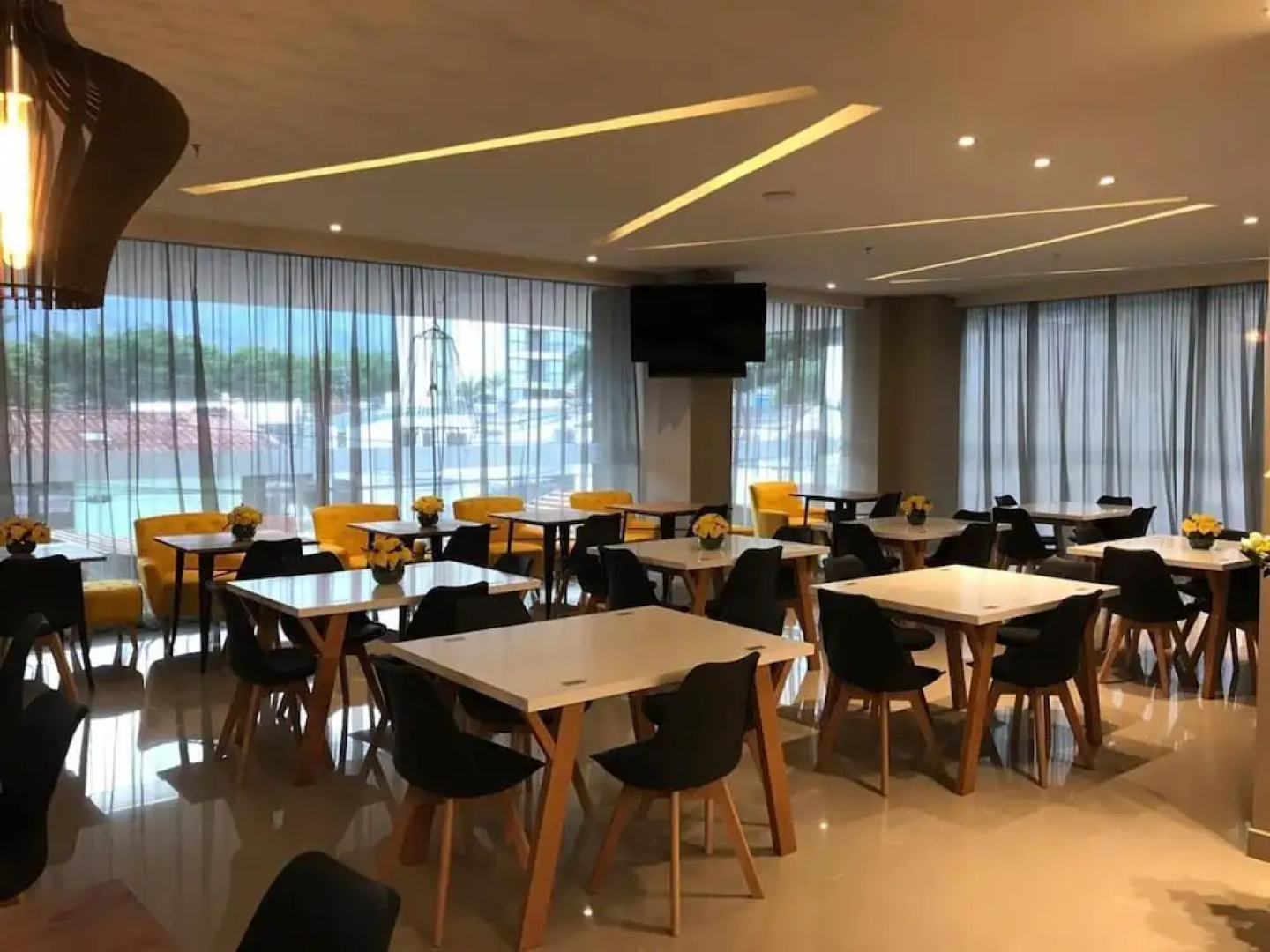 Hotel F25