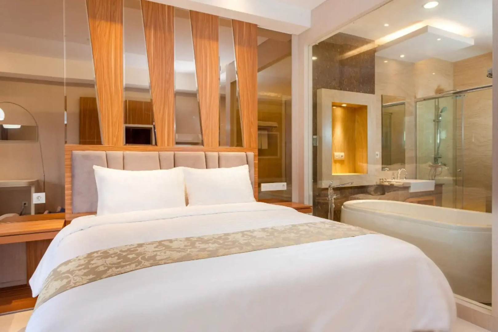 Le Eminence Puncak Hotel Convention & Resort