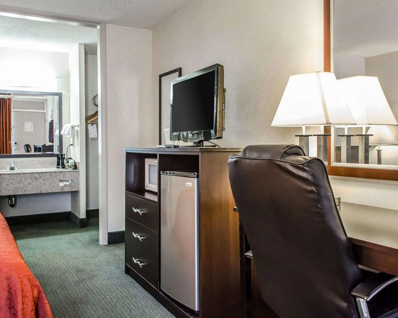 Quality Inn & Suites York East