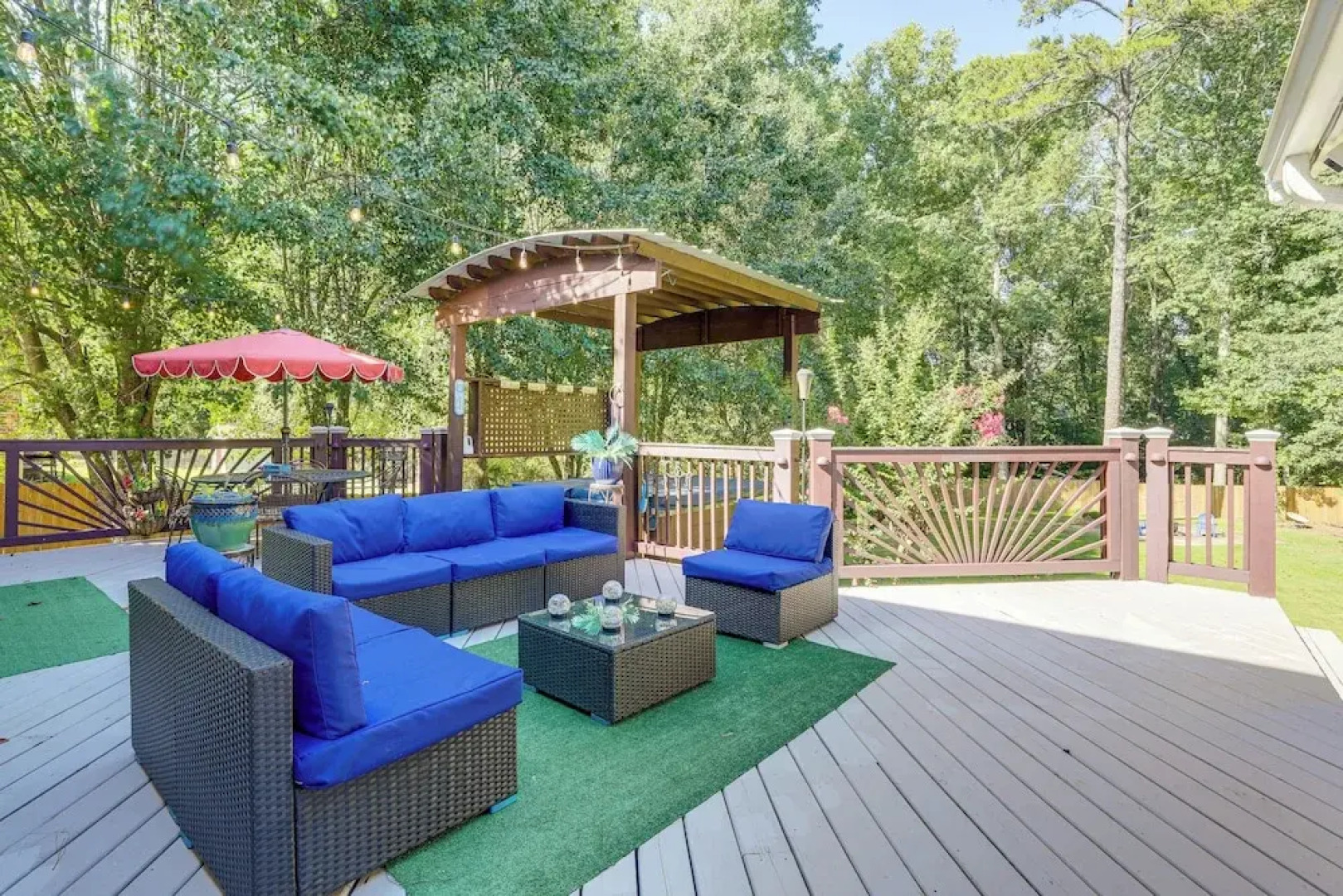 6 Mi to Stone Mountain Park: Home w/ Deck!