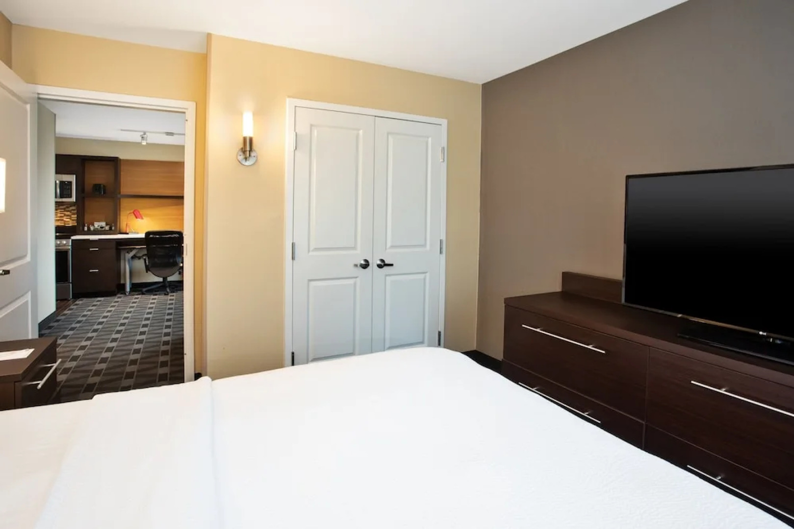 TownePlace Suites by Marriott Detroit Belleville