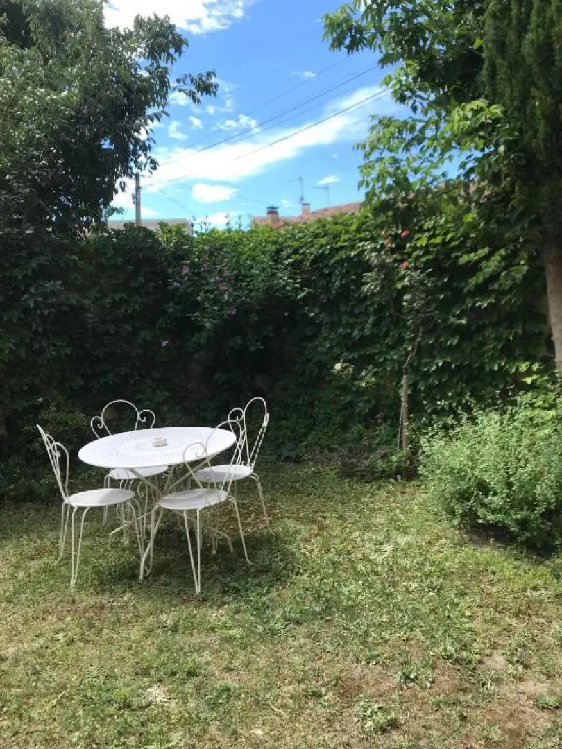 Location Studio Meuble Avec Jardin (Adults Only)