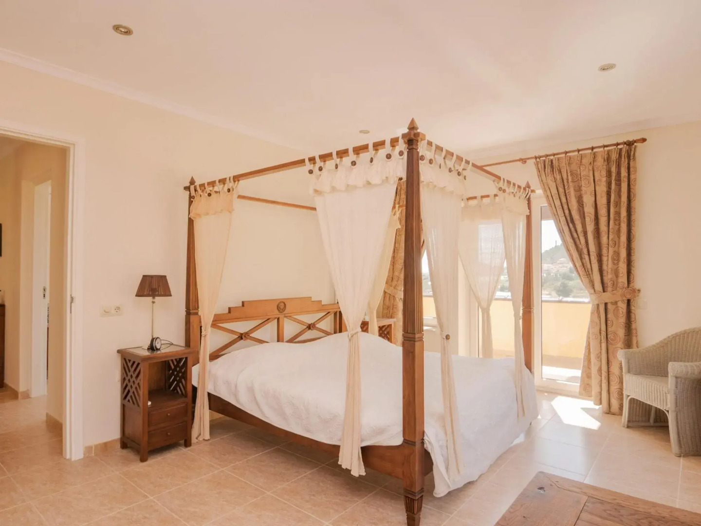 Serene Holiday Home in Callosa d' Ensarria with Private Pool