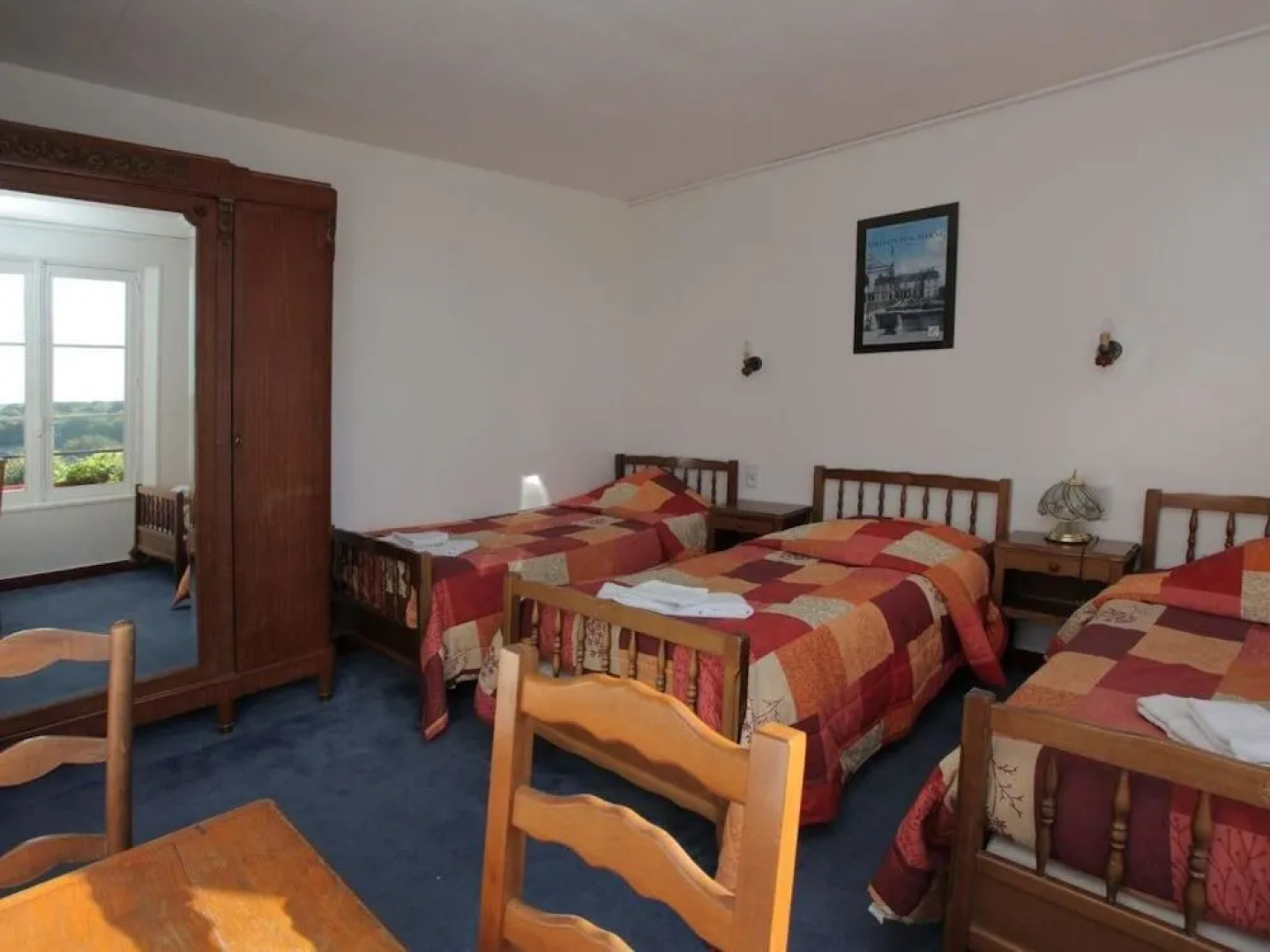 Hotel le Chapeau Rouge