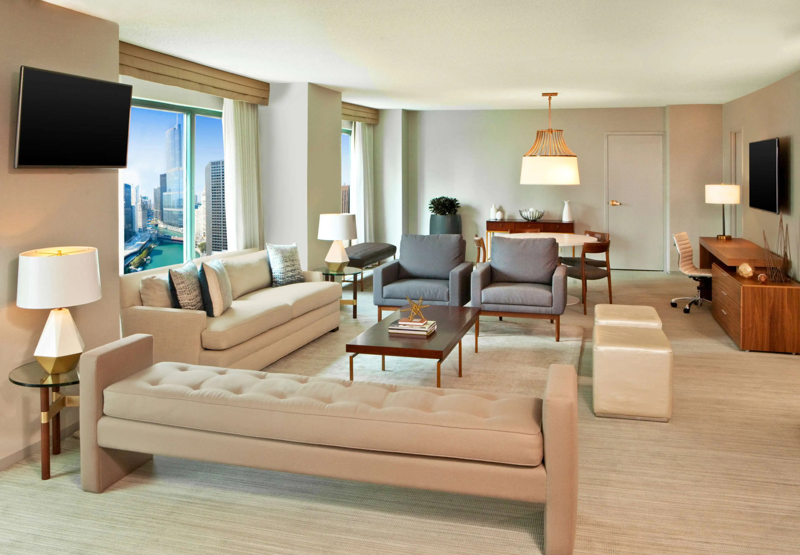 Sheraton Grand Chicago Riverwalk