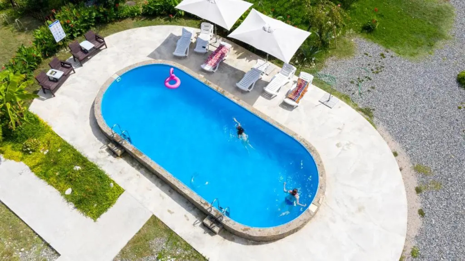 Guest House on Kiaraz 12