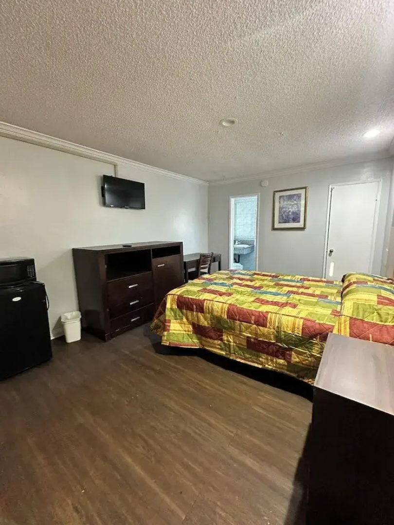 Heritage Inn